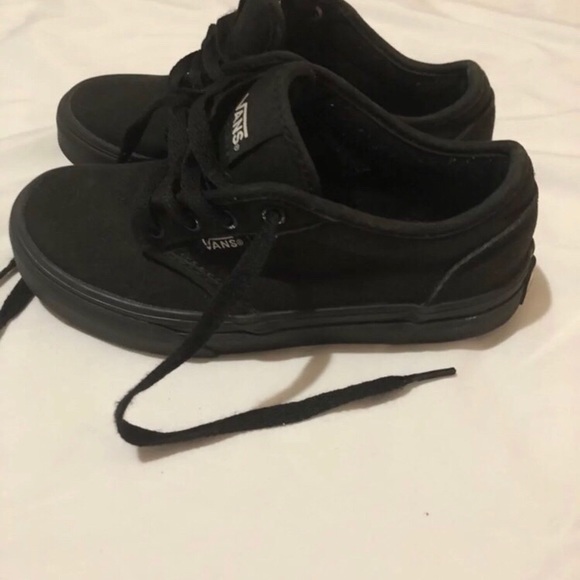 Vans - Picture 2 of 4